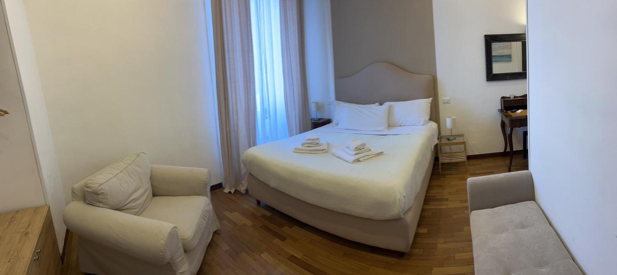 Bed and Breakfast Caracciolo Napoli Beb Exterior foto